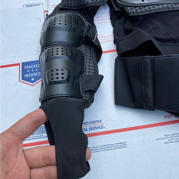 Motorcycle Rider Armor Jacket - Picture 9 of 13